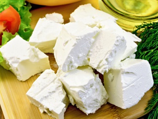 В Белгородской области Hochland начнет первое в России производство сыра фета