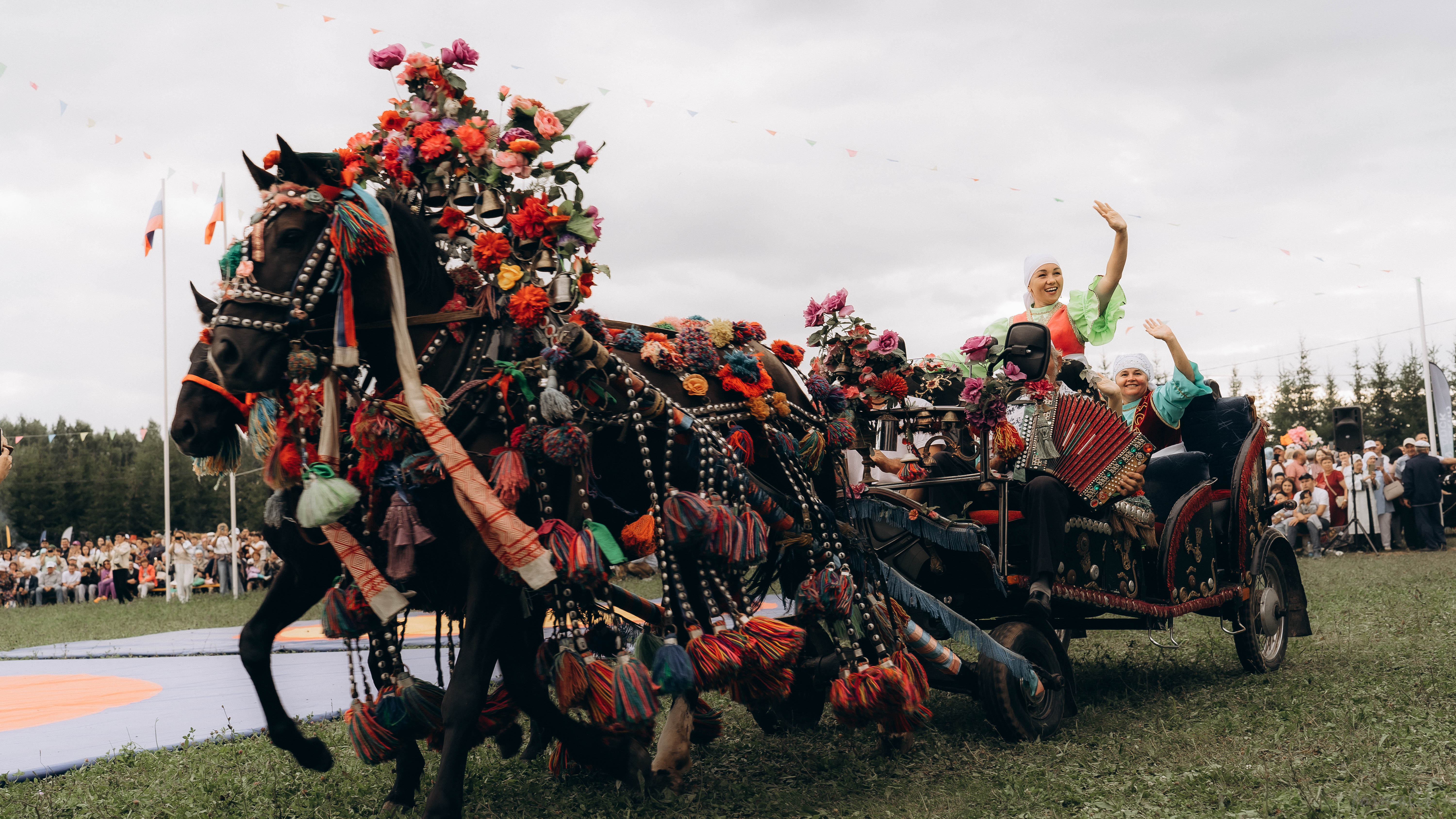 Юбилейный праздник «День коня» в Татарстане собрал коневладельцев Росси