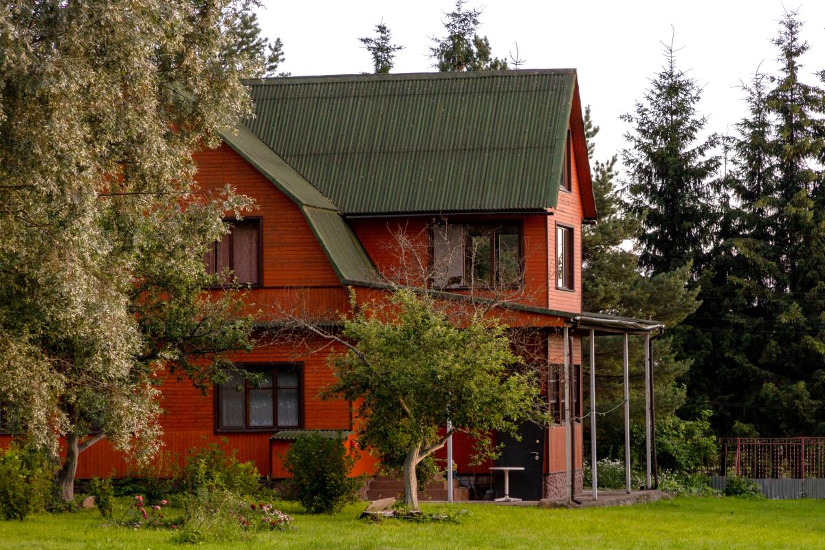 Власти РФ профинансируют жилье для педагогов в сельской местности