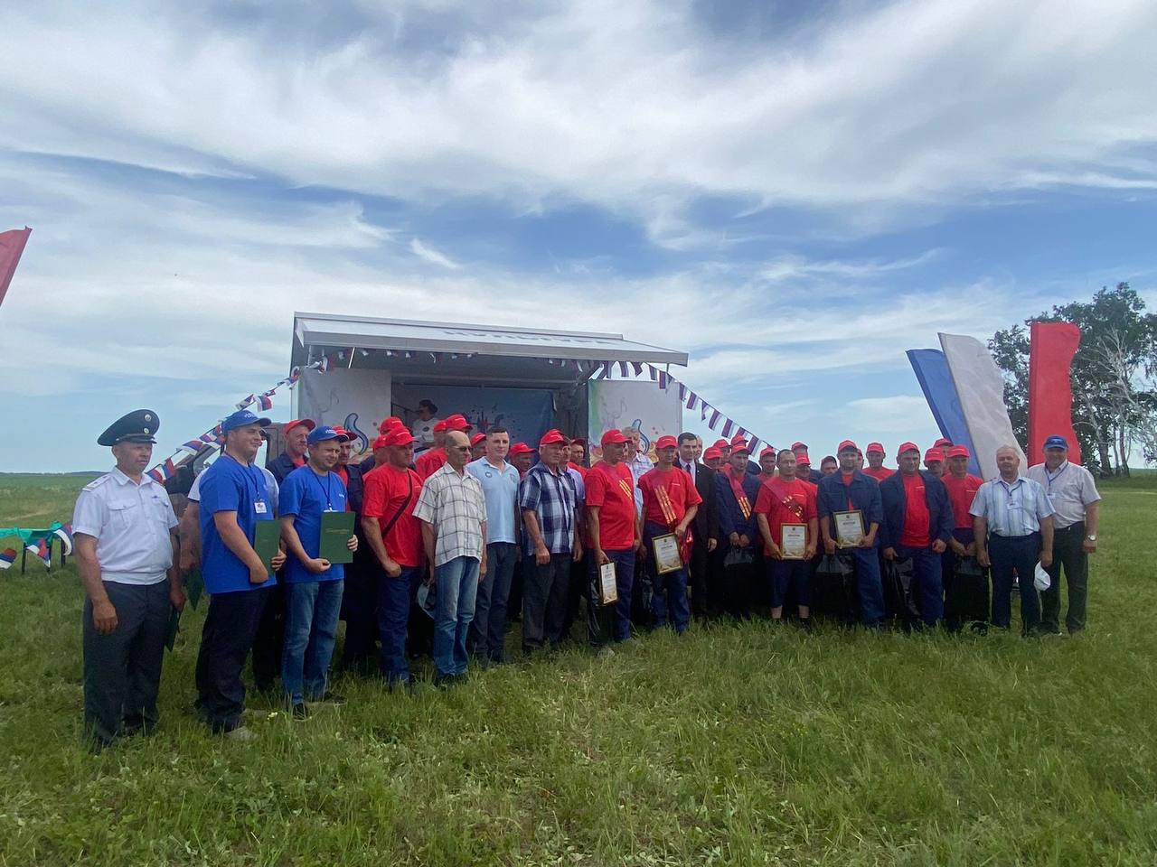 В Омской области определили лучших трактористов-машинистов в сельскохозяйственном производстве