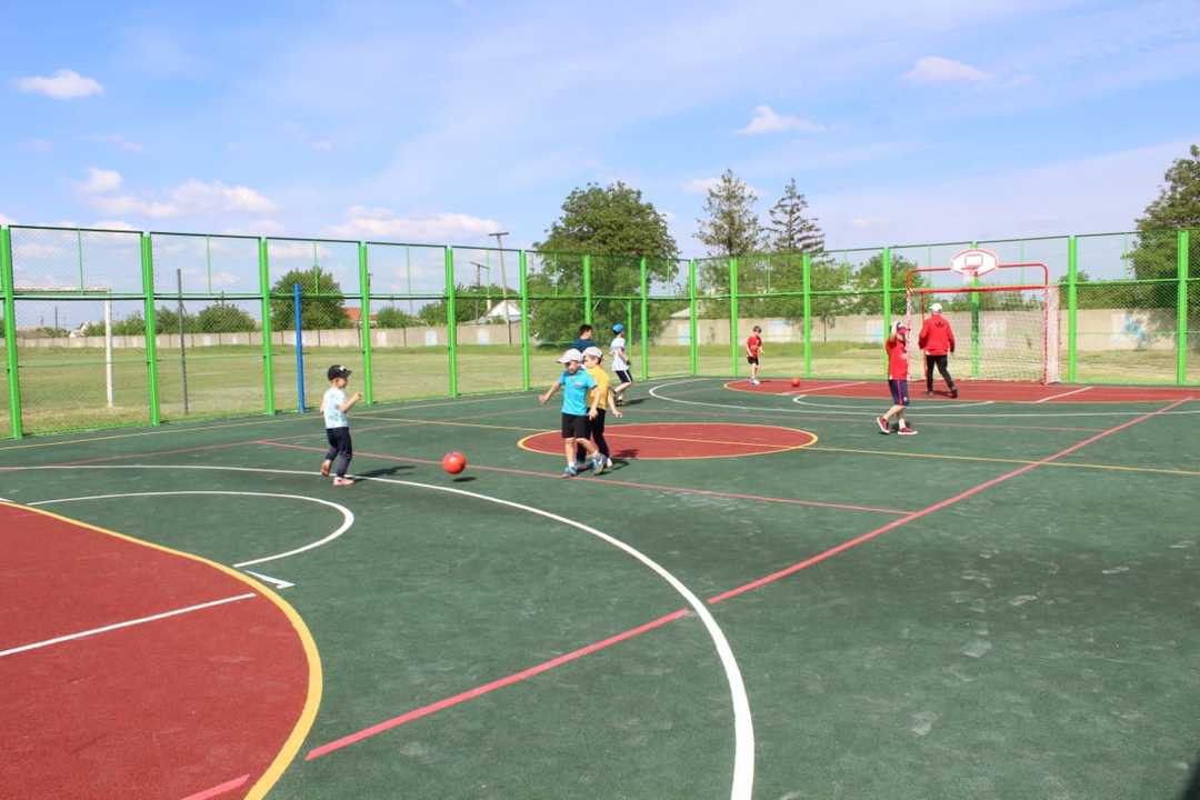  В 2023 году в 8 районах Республики Крым появятся новые детские и спортивные площадки, а также зоны отдыха и игровые комплексы