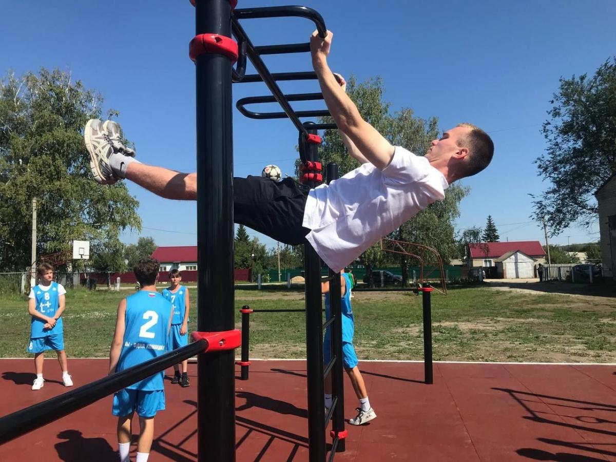 В пяти районах Саратовской области в рамках госпрограммы КРСТ обустроили спортивные площадки