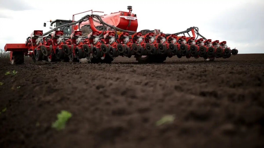 В Донецкой Народной Республике сев пропашных культур приближается к экватору