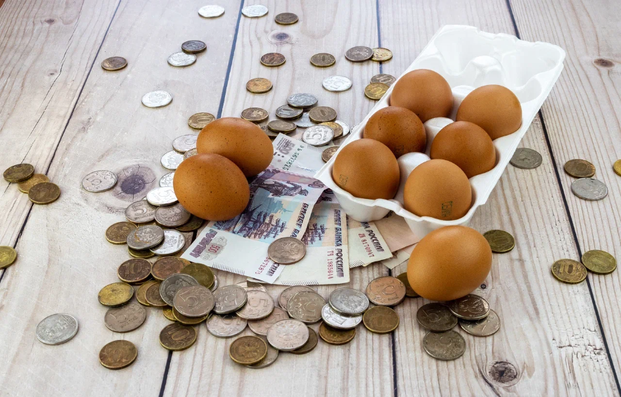 В сельхозорганизациях Тюменской области выросли продажи куриных яиц на 20,2%