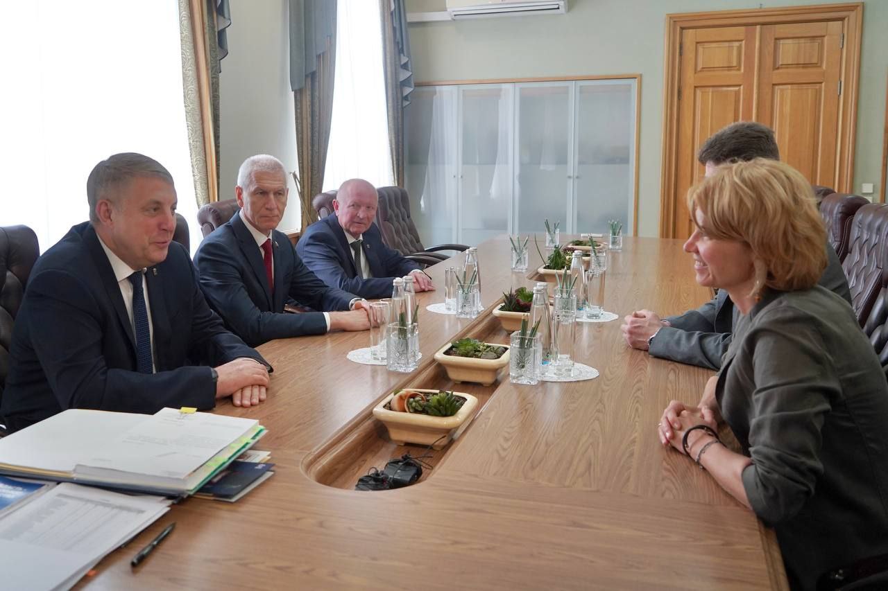 Оксана Лут обсудила развитие АПК Брянской области с Александром Богомазом