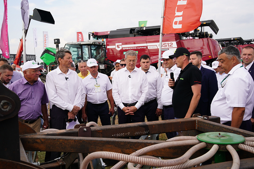 Радий Хабиров дал старт уборочной кампании в Башкортостане
