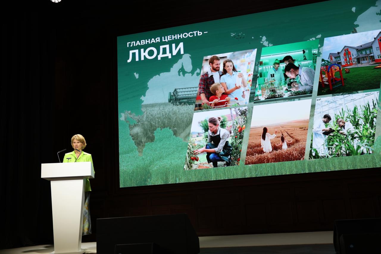 На итоговом заседании Коллегии Минсельхоза обсудили итоги и приоритеты развития АПК России