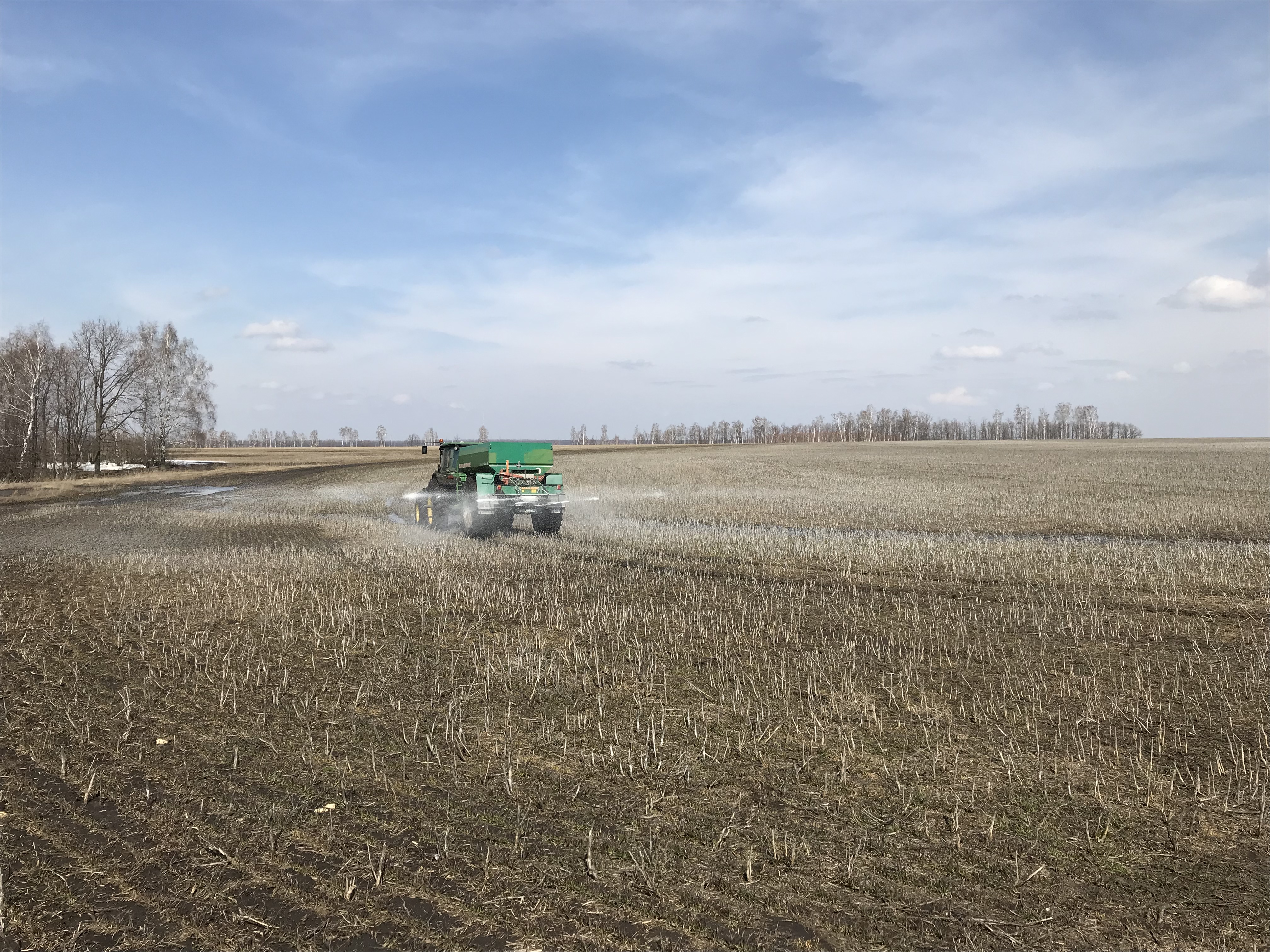 Липецкие аграрии приступили к весенним полевым работам