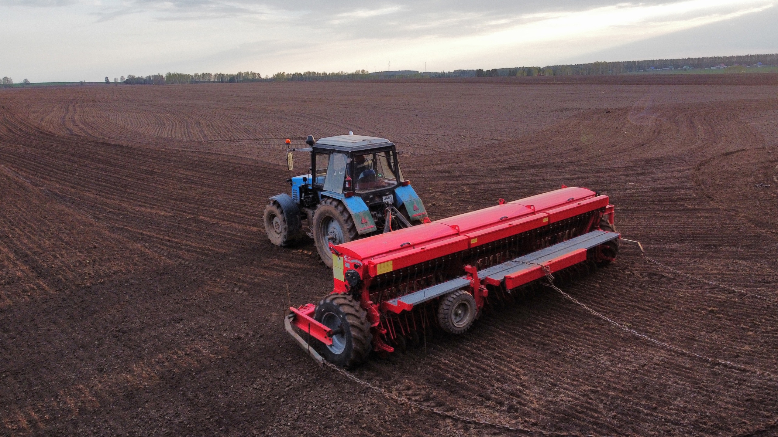 Аграрии всех районов Удмуртии приступили к весеннему севу