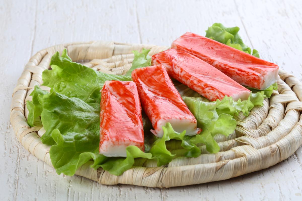 В РФ выпуск продукции глубокой переработки минтая вырос на 17%