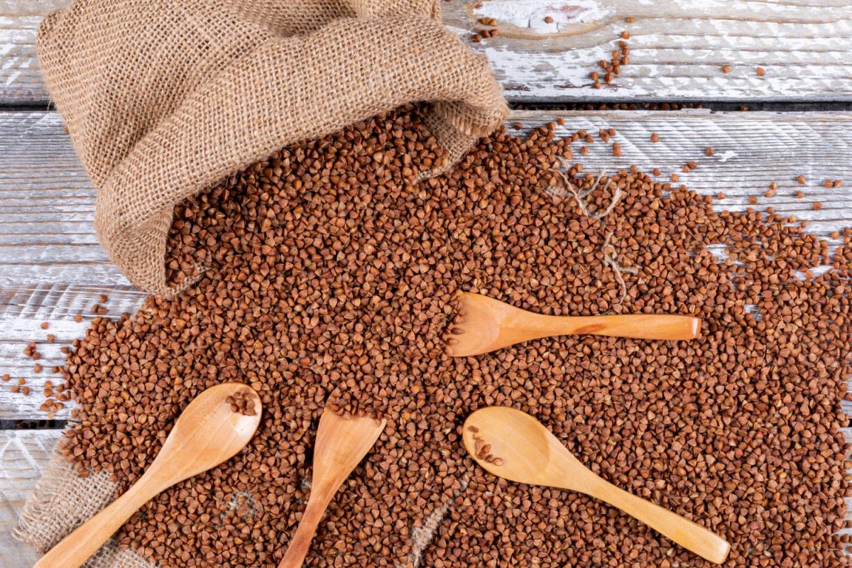 Гречка в России дешевеет второй год подряд — эксперты