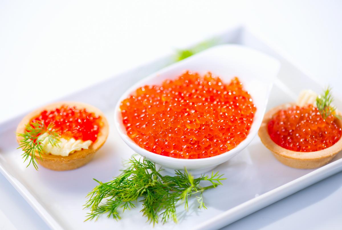 Поставки красной икры в РФ с начала лососевой путины выросли на 18% — ВАРПЭ