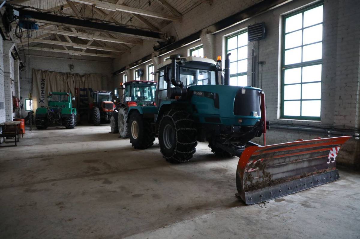 В Вологодской области готовят технику к весенней посевной кампании |  Agroday.RU