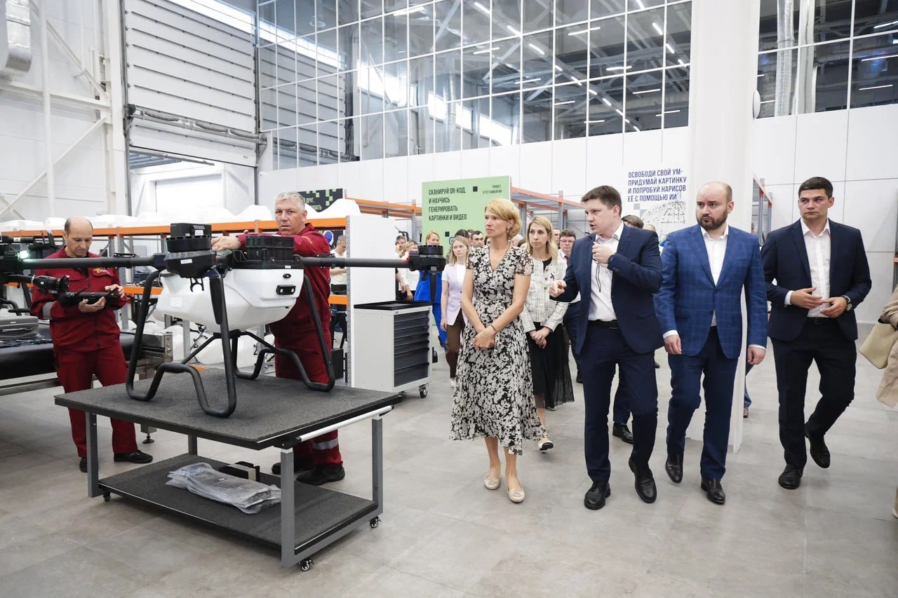 Оксана Лут ознакомилась с современными технологиями и решениями для АПК в Самарской области