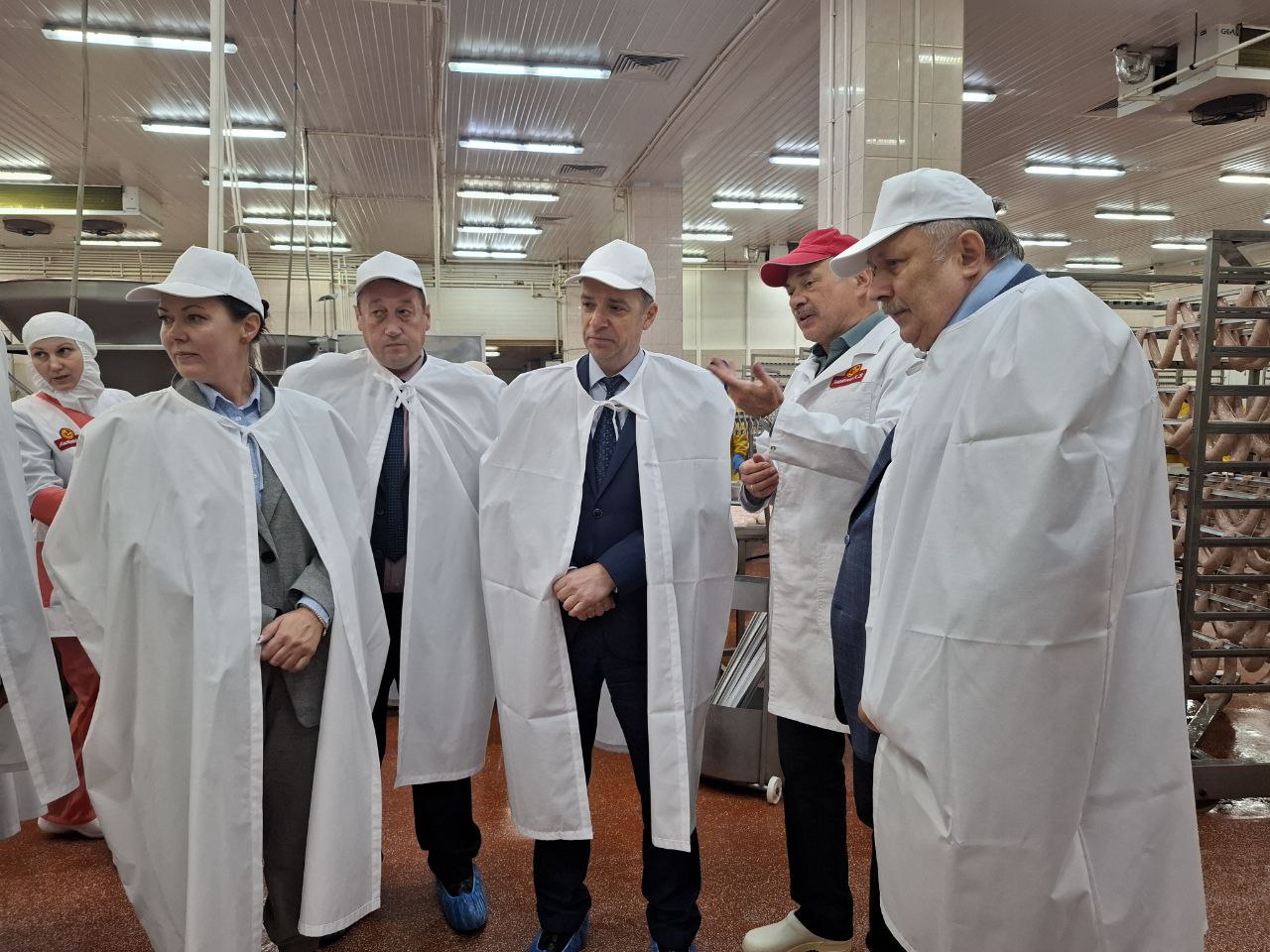 Вице-губернатор Томской области Михаил Ратнер посетил Межениновскую птицефабрику