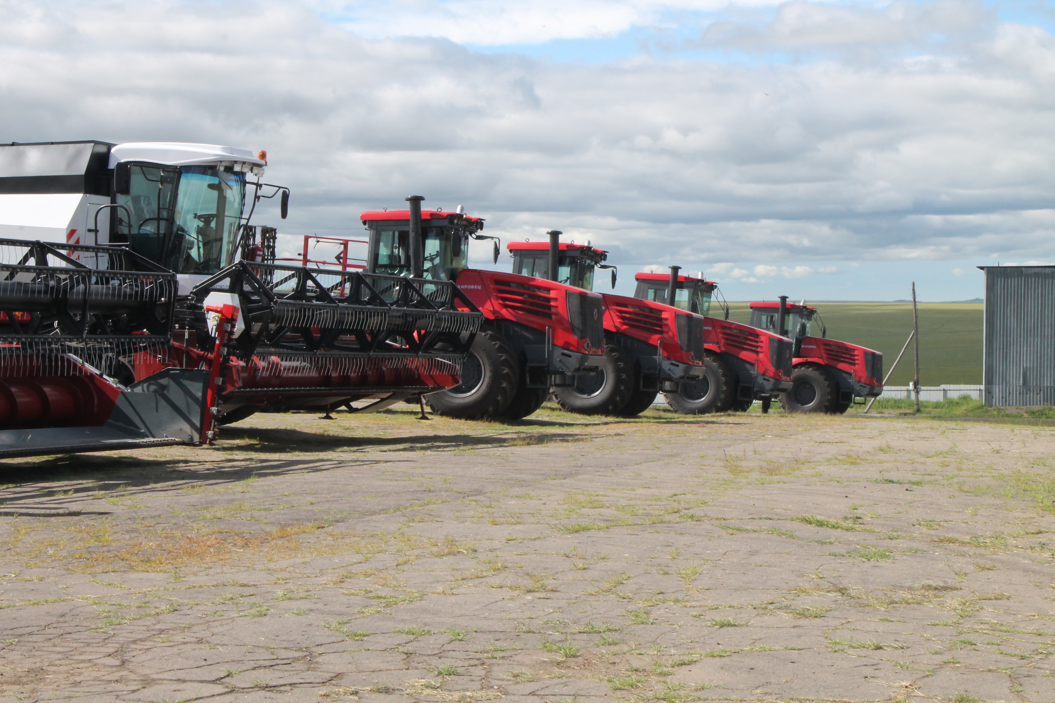 Хозяйствам Забайкалья компенсируют затраты за приобретенную в 2024 году сельхозтехнику