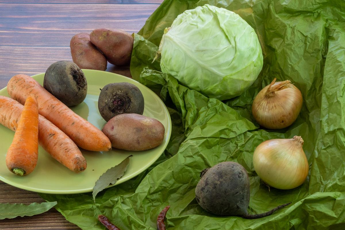 Минсельхоз поддержал идею заморозить цены на социально значимые продукты