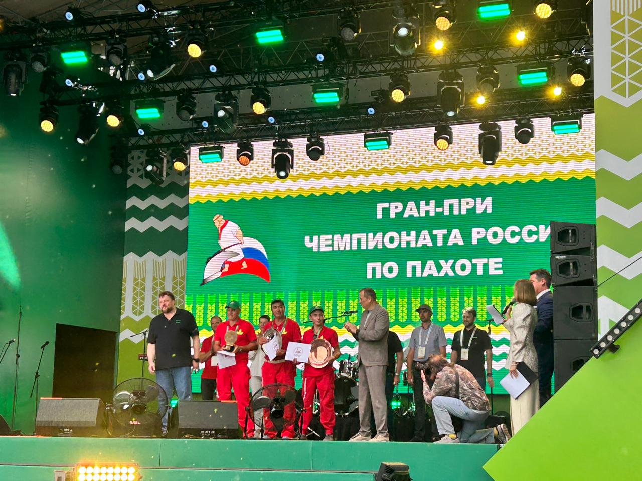 Татарстанский механизатор взял «серебро» на чемпионате России по пахоте