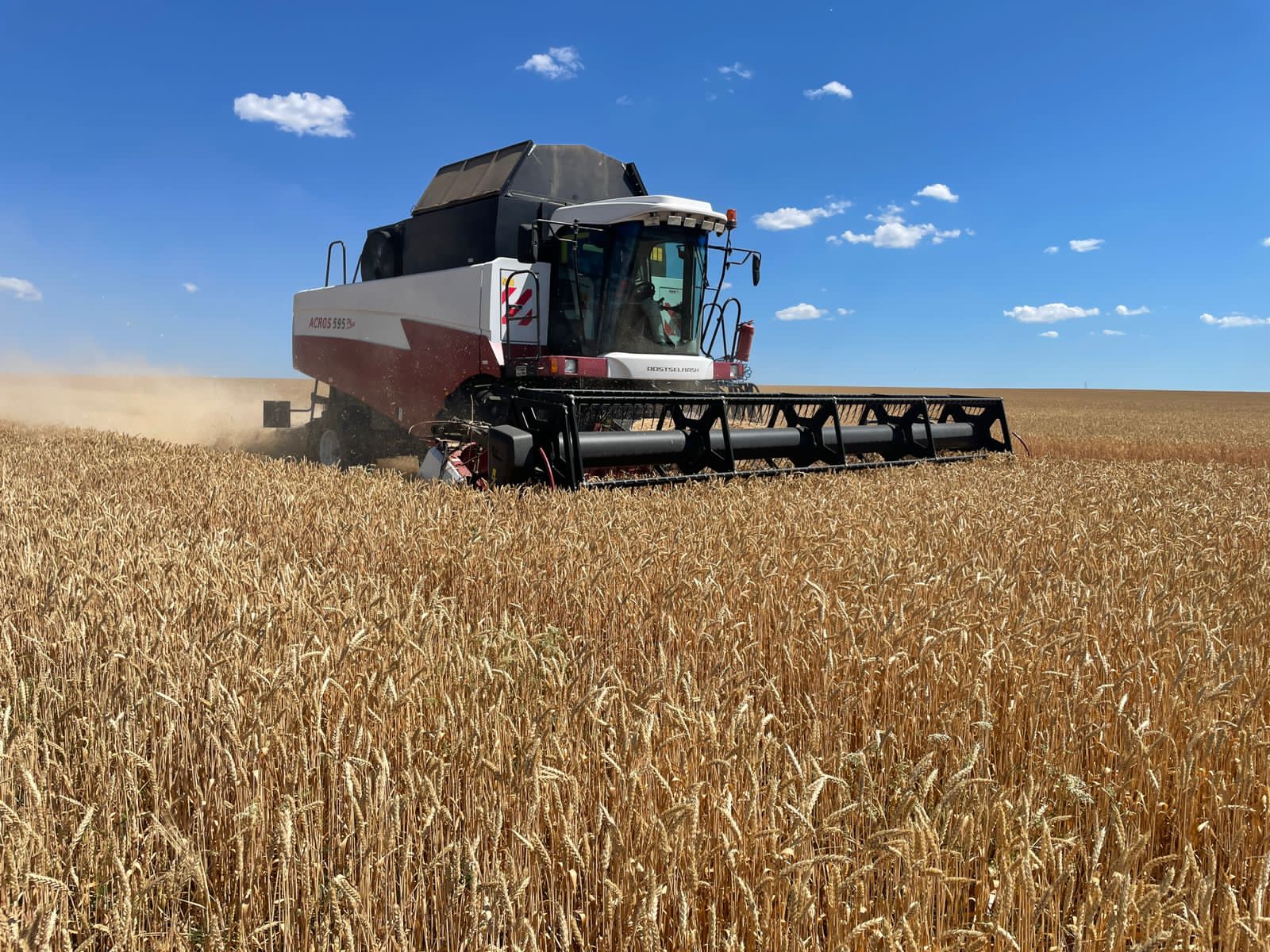 В 2022 году белгородские аграрии приобрели порядка 1000 единиц сельхозтехники и оборудования
