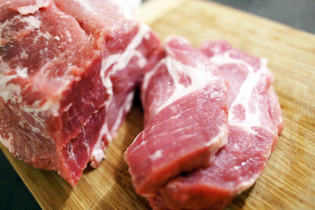 Объем продаж растительных аналогов мяса в мире несопоставим с продажами натурального мяса — НМА