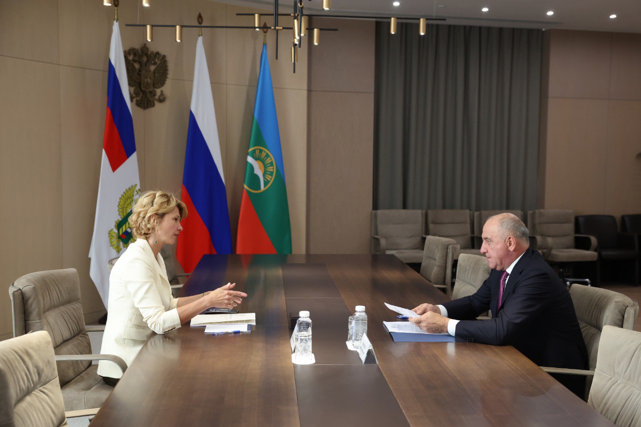 Оксана Лут и Рашид Темрезов обсудили перспективы развития садоводства в Карачаево-Черкесии