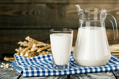 Объём реализации молока в сельхозорганизациях вырос на 2,7%