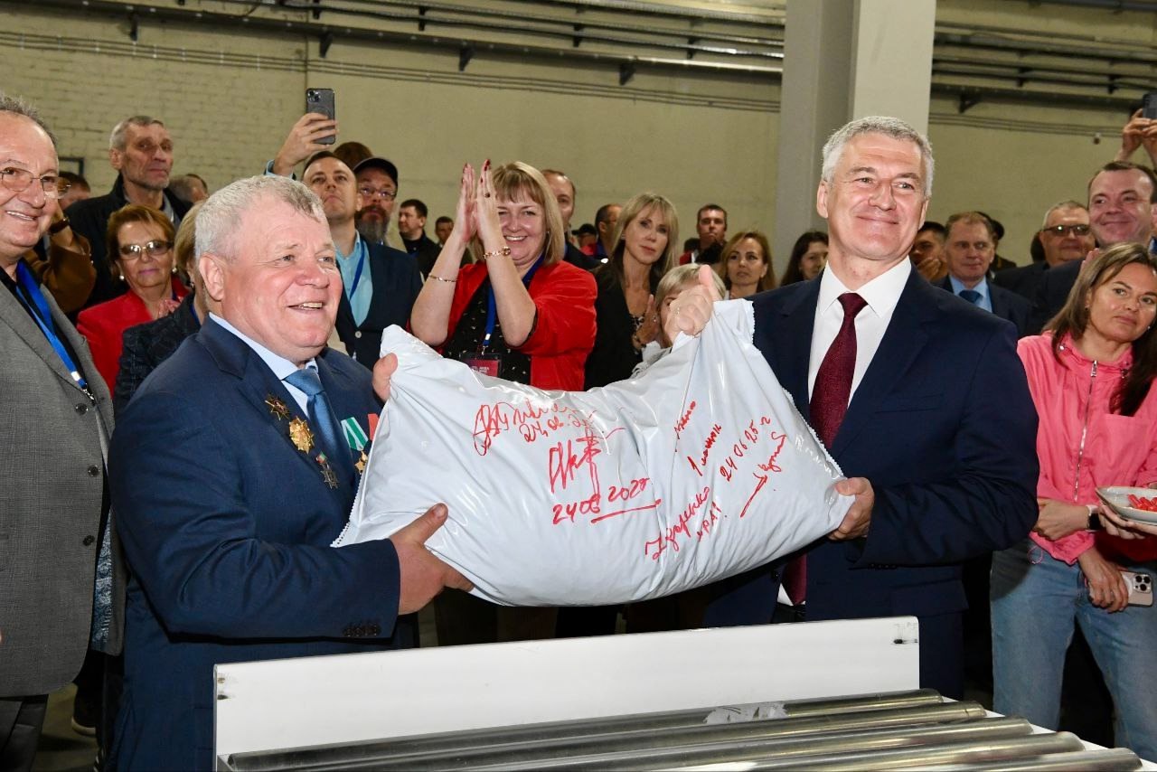 Один из крупнейших заводов рыбных кормов в РФ открыли в Карелии