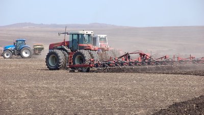 Малые сельхозпроизводители Красноярского края получили к посевной почти 200 млн рублей господдержки