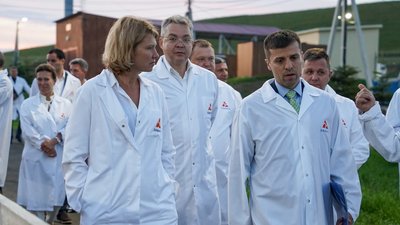Оксана Лут посетила селекционно-генетический центр в Ставропольском крае