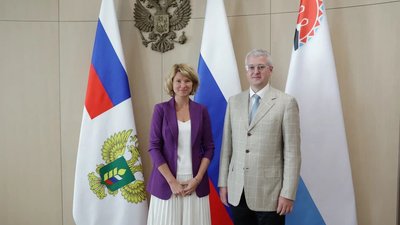 Оксана Лут и Владимир Солодов обсудили развитие АПК Камчатского края