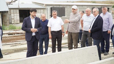 Нариман Абдулмуталибов ознакомился с работой площадок для забоя скота в Буйнакском районе Республики Дагестан