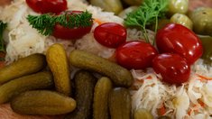 Четверть россиян пробуют ферментированные продукты из-за трендов в соцсетях — исследование