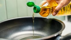 Воронежские семьи увеличили потребление масла, сладостей, фруктов, мяса и молока