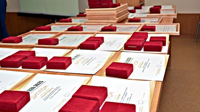 Южноуральцам вручены медали Всероссийской «Золотой осени»
