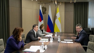 Дмитрий Патрушев обсудил перспективы развития АПК Ставропольского края с губернатором региона Владимиром Владимировым