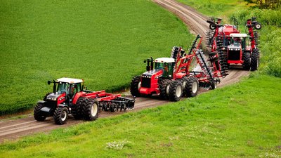 Нижегородские аграрии с начала 2023 года закупили 850 единиц сельскохозяйственной техники на сумму более 4 млрд рублей