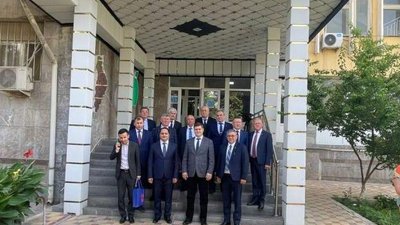 Делегация башкирских аграриев встретилась с министром сельского хозяйства Таджикистана и посетила предприятия АПК