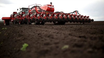В Донецкой Народной Республике сев пропашных культур приближается к экватору