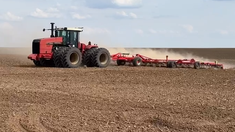 В Саратовской области на Краснокутской селекционной опытной станции началась подготовка почвы к севу озимой пшеницы