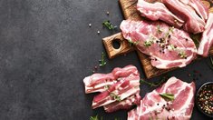 Продажи свинины в России выросли на 13% на фоне подорожания курятины