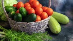 Россияне за последние 20 лет стали есть почти на 20% больше овощей и бахчевых 