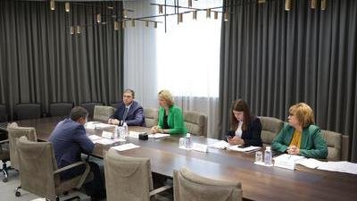 Оксана Лут и Дмитрий Махонин обсудили перспективы АПК Пермского края
