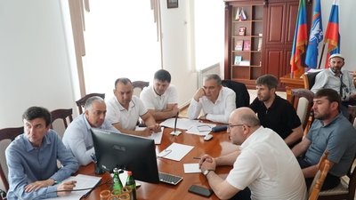 Мухтарбий Аджеков принял участие в совещании по вопросам идентификации сельхозживотных и организации их породного учета