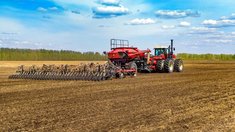 Весенняя посевная кампания стартовала во всех районах Саратовской области