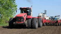 Весенний сев стартовал в Липецкой области