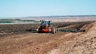 Меры по обеспечению проведения сезонных полевых сельхозработ в 2024 году утвердили в Чувашии