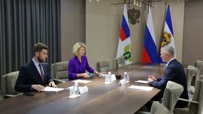 Оксана Лут и Владимир Сальдо рассмотрели развитие потенциала агропромышленного комплекса Херсонской области