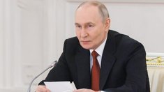 Путин поручил представить к госнаградам аграриев за рекордный урожай в 2025 году