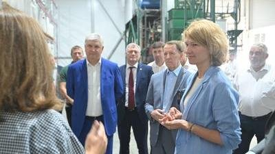 Оксана Лут ознакомилась с работой АПК Воронежской области