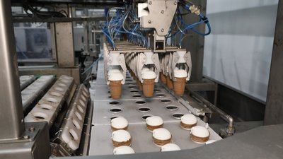 Новую линию отечественного производства запустили на Вологодском мороженом